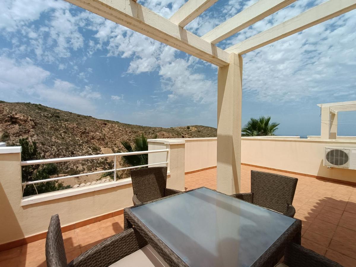 Fantastic Mountain- And Sea View Casa Vista Bonita Villa Bedar Bagian luar foto